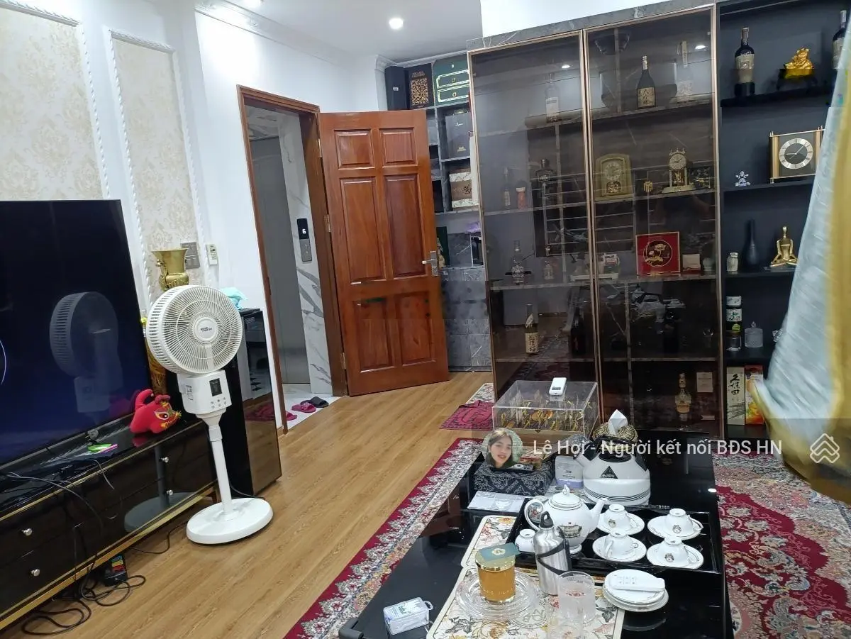Chùa Bộc, phố vip Đống Đa, nhà dân xây 45m2, thiết kế 6 tầng thang máy, ngõ thông, gần phố.