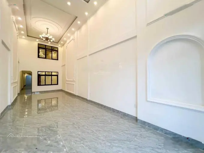 Lời ngay 5 tỷ là thật , Nhà MT Sư Vạn Hạnh , P12 , Q,10 . DT 4,3m x 18m , KC 6 Lầu có thang máy