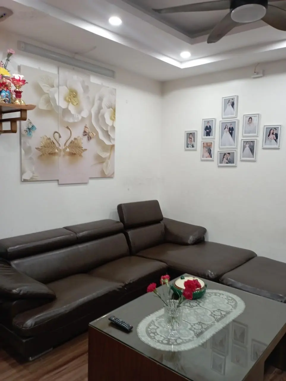 Bán căn hộ CT2-C14 Bắc Hà, 70m2 (thiết kế 2PN 2VS) cửa vào Tây, nội thất sẵn, nhà sẵn sổ và lôt xe