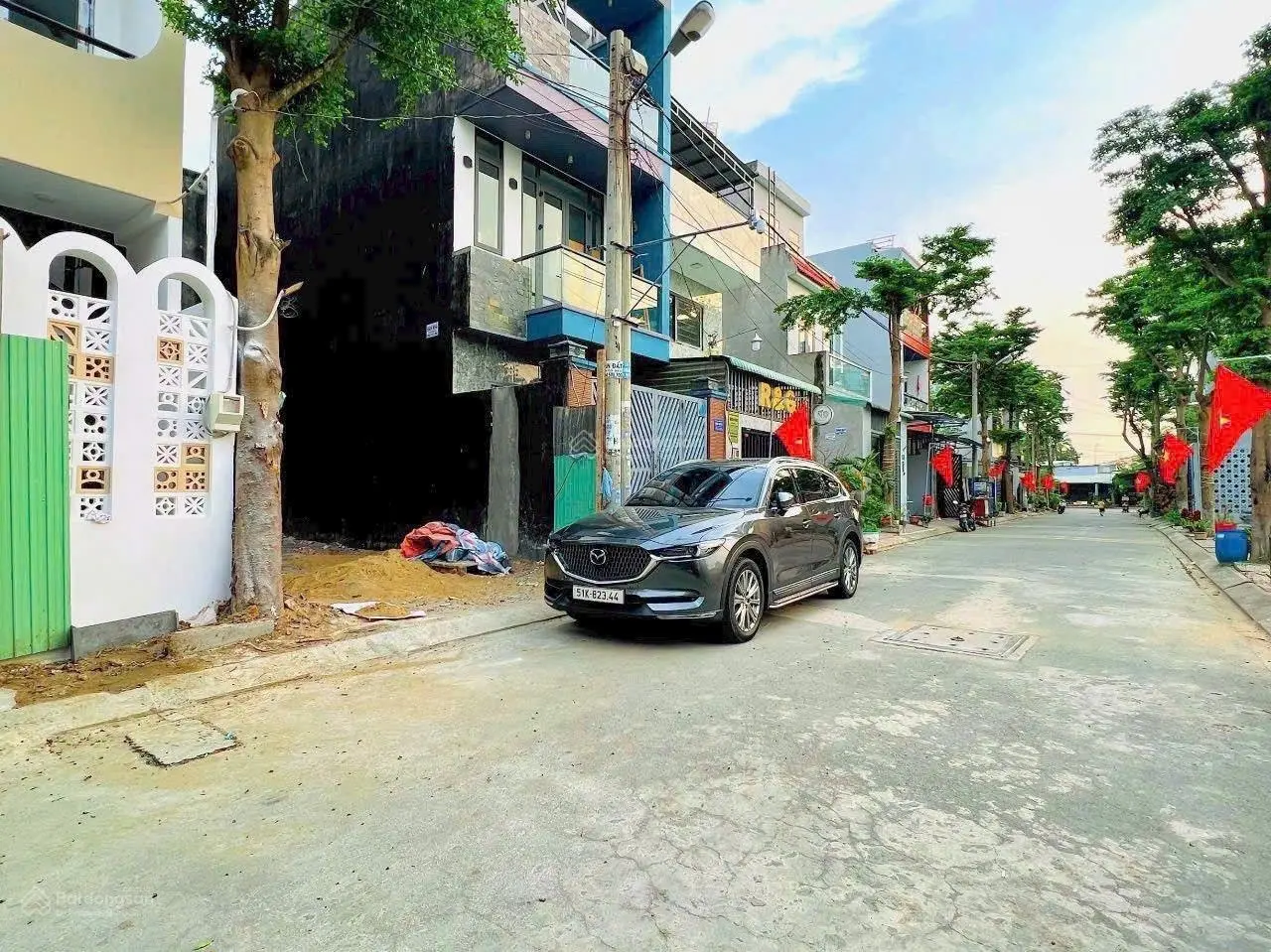 Bán nhà trệt 2 lầu đường 8 Lò Lu , Trường Thạnh , Quận 9 _ Liền kề Khu Đông Tăng Long