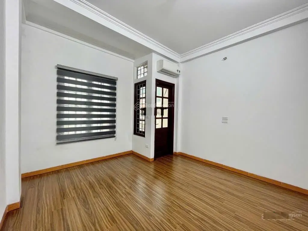 Nhà phân lô ô tô lùi cửa tại Ngô Quyền, Hà Đông 40m2 với giá 7, x tỷ, lh: 0963 978 ***