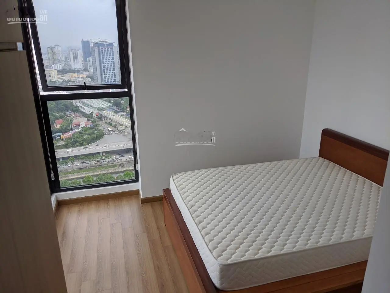 (Giá thật) chính chủ gửi bán căn hộ 102.8m2 3PN - 2WC View Hồ Tây CC Cầu Giấy Center Point
