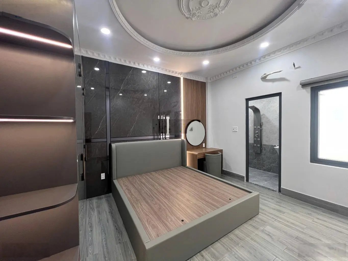 Bán nhà đẹp 5 tầng 68m,gần đại lộ phạm văn đồng, hxh thông xe hơi vào nhà chỉ 8 tỷ x.