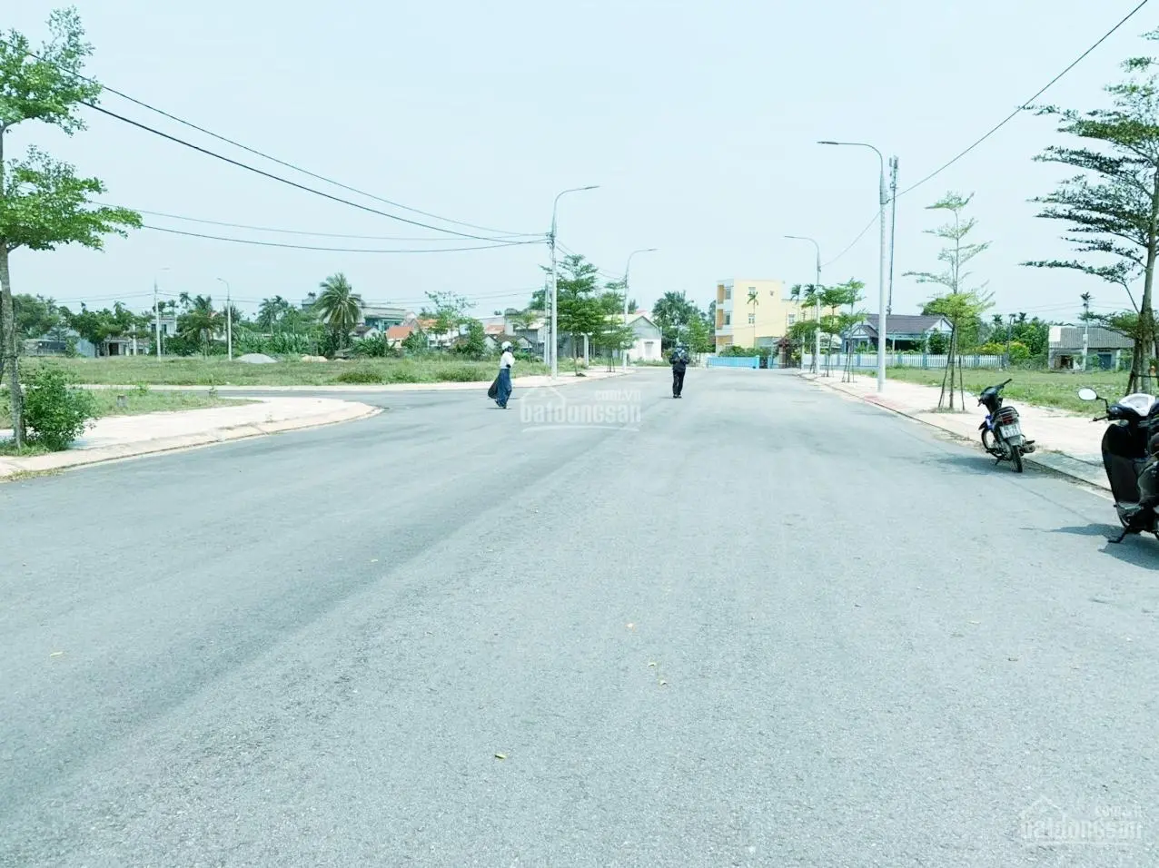 Đất nền view sông Phước Giang thành phố Quảng Ngãi giá từ 5 triệu/m2 sổ đỏ trao tay LH 0909 040 ***