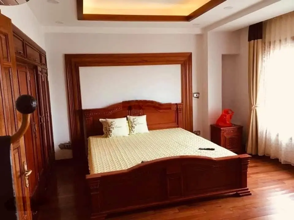 Bán gấp nhà phố Tân Ấp, Phúc Xá, Ba Đình phân lô ô tô, 42m2, giá nhỉnh 10 tỷ