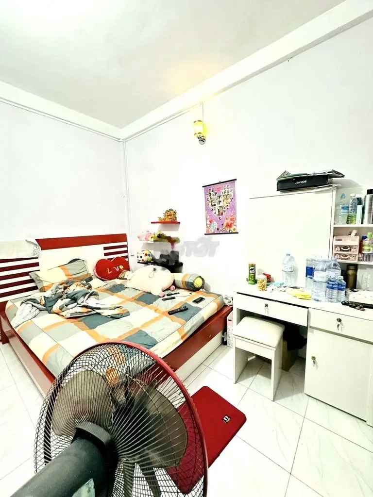NHÀ NHỎ, HẺM TO, 16M2, BÌNH THẠNH, 2 TẦNG, SỔ VUÔNG, KO LỘ GIỚI