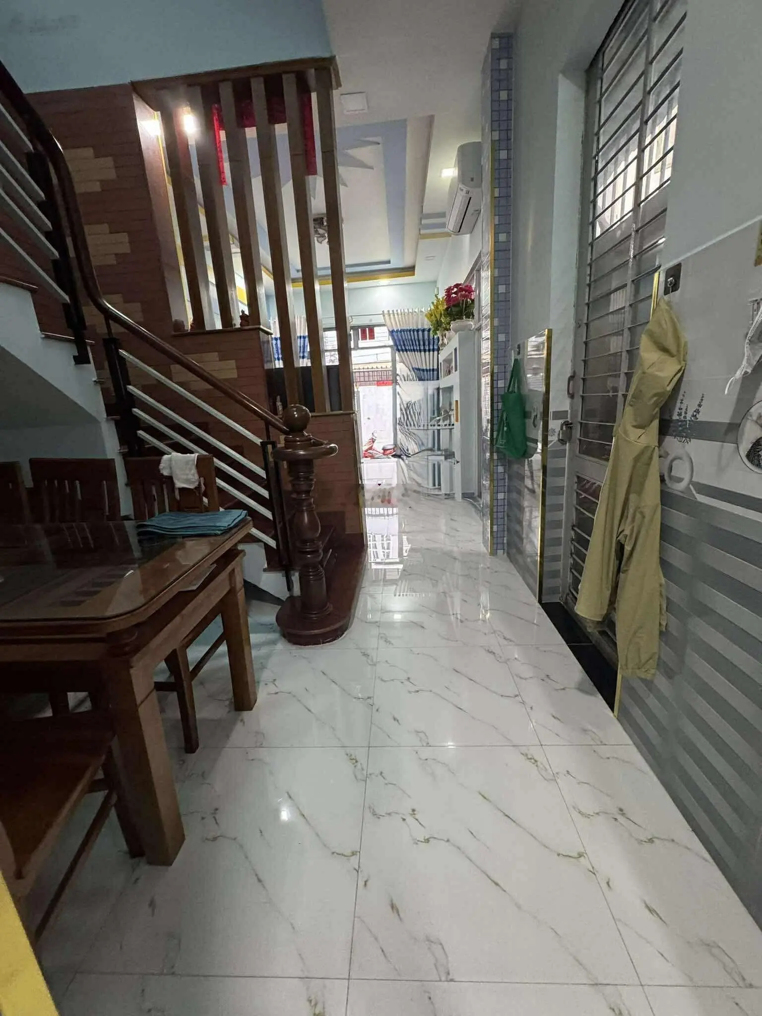 Nhà đẹp kế khu Nam Long - 4x17- 4 tầng- CN 60.8m2 - Căn góc thoáng mát- Chỉ 5.4T còn TL - Xem ngay