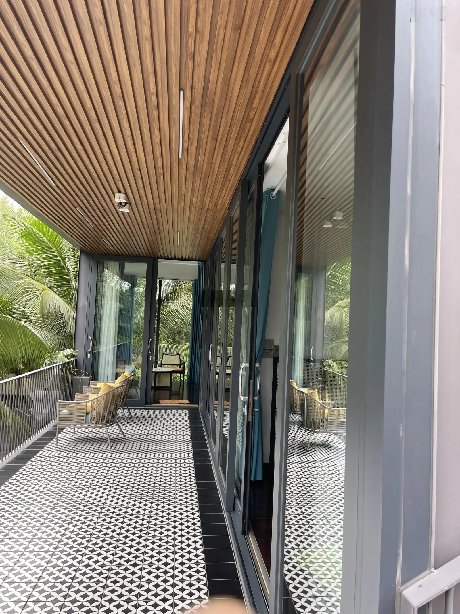 Bán gấp nhà vườn 685 m2, (178m tc)đối diện Vinhomes, Nguyễn Xiển, p Long Thạnh Mỹ, Q9, HCM, 13,5 tỷ