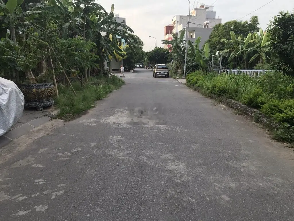 Bán đất 3 mặt tiền đường Đặng Trần Côn, Hải Dương. Diện tích 93,1m2