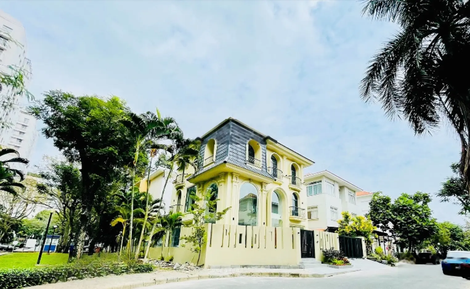 Bán căn Biệt thự đơn lập Mỹ Kim, 313m2, Đường nội khu Đặng Đức Thuật, Quận 7