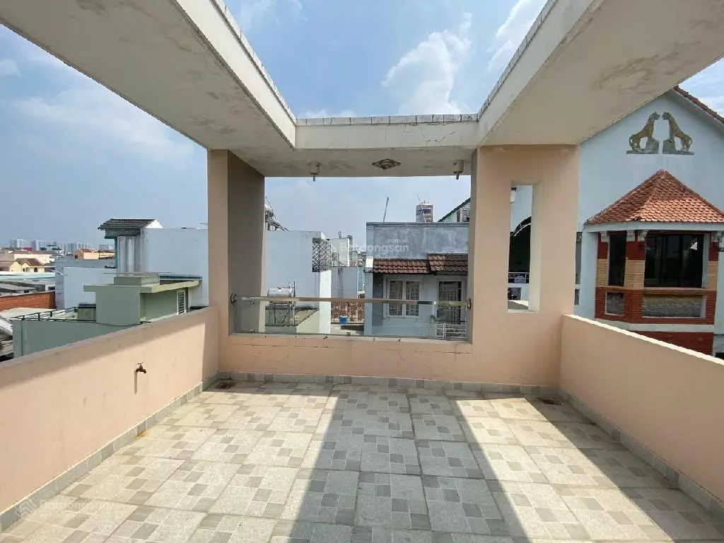 Nhà Vĩnh Hội Q4 - 4 lầu đúc - 40m2 - sát MT - ko qh - chỉ 5 tỷ nhỉnh