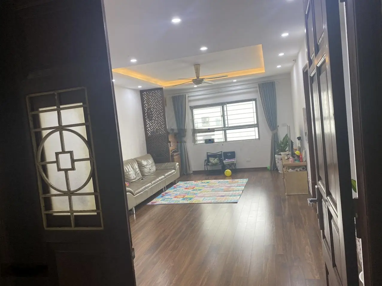 Bán gấp căn hộ 97m2, view đẹp, full nội thất tại chung cư Sông Nhuệ alo ngay 0845 994 ***