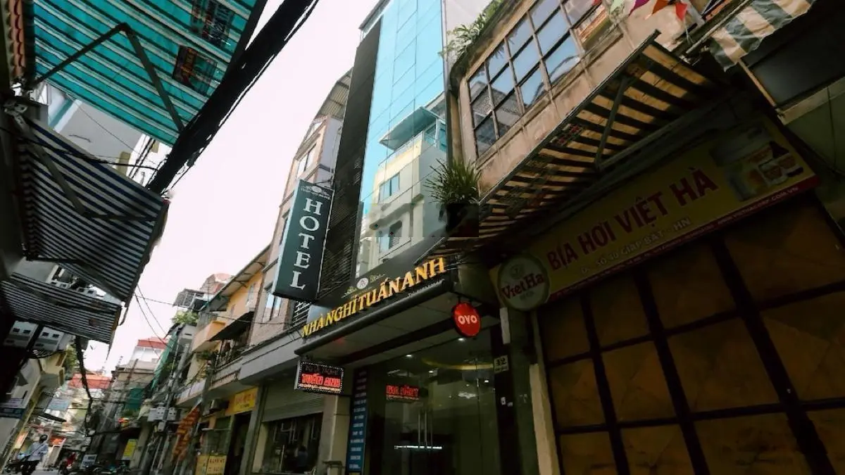 bán nhà giáp bát 102 m2 xây 7 tầng kinh doanh dòng tiền . sổ đỏ - mặt tiền 5m3