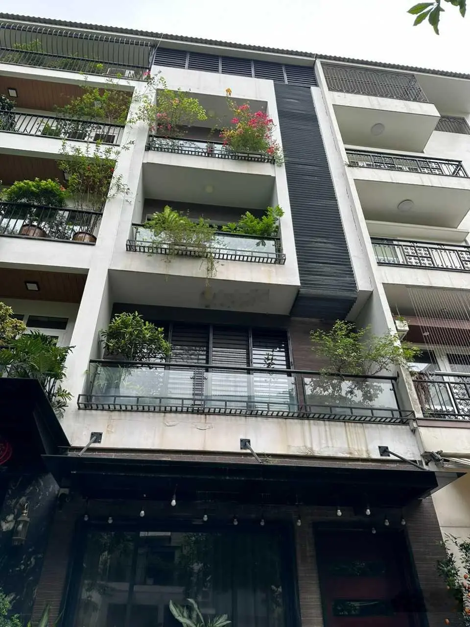 Bán nhà Phố Nguyễn Văn Ngọc 56m2 - 5 tầng - Vỉa hè - Ô tô tránh - Kinh doanh - 25 tỷ 0394 743 ***