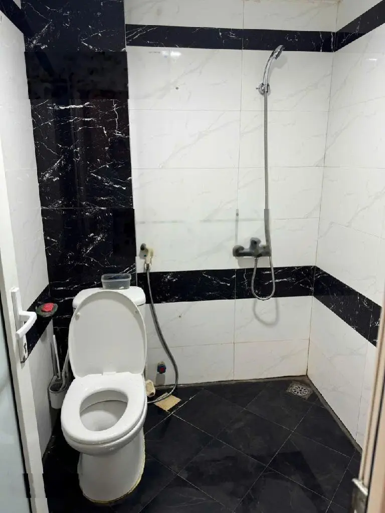 Bán nhà Cầu Giấy mặt ngõ ô tô tránh, kinh doanh đỉnh, ngõ thông - 2 thoáng full tiện ích