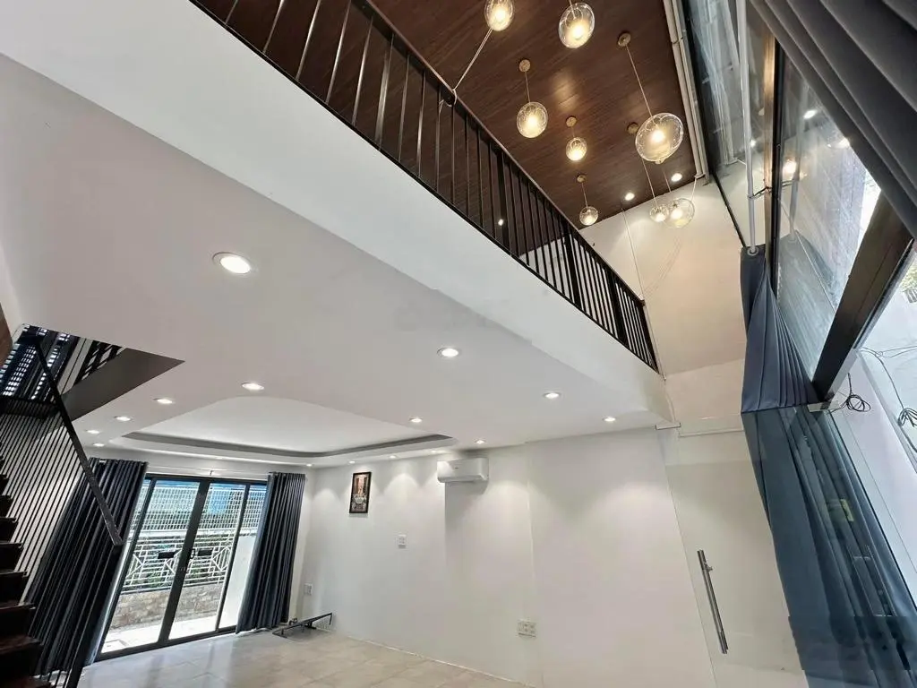 Bán nhà 5 tầng 2 MT TK hiện đại thông tầng phù hợp KD / cho thuê nhiều ngành nghề