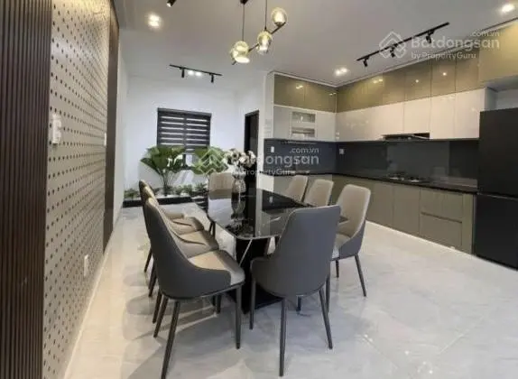 Bán gấp nhà Bùi Thị Xuân , p3, Tân Bình. Giá 2,5tỷ. SHR, pháp lí chuẩn