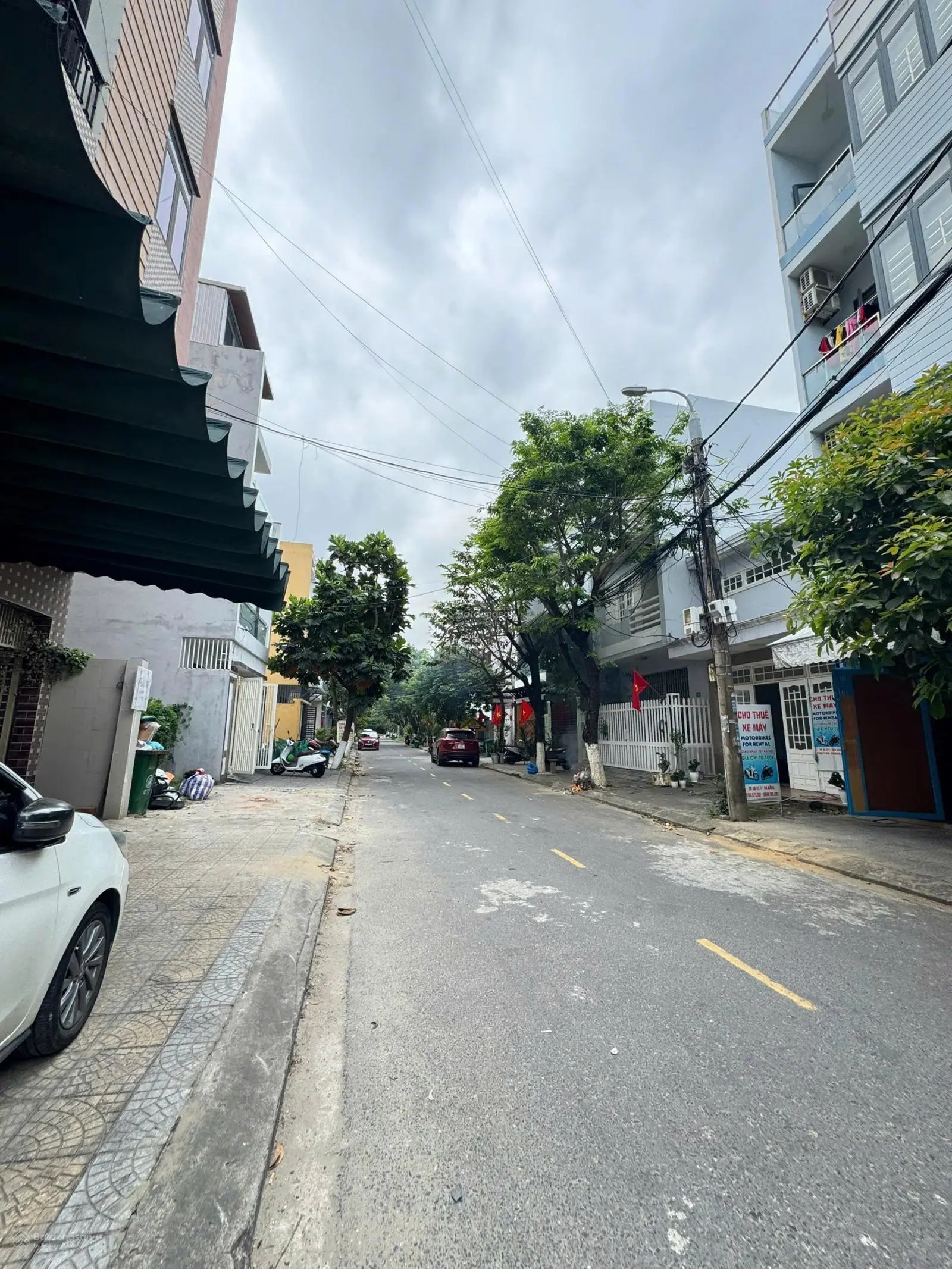 Bán nhà 3 tầng đường An Cư 7 gần Công Viên Hồ Nghinh, An Hải Bắc, Sơn Trà- Giá rẻ 9,7 tỷ/100m2