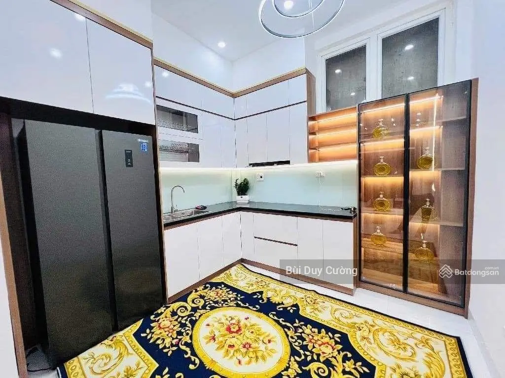 Bán nhà Minh Khai đẹp ở luôn 5 tầng 39m2, 5 tầng, giá 6,8 tỷ, gần ô tô, full nội thất