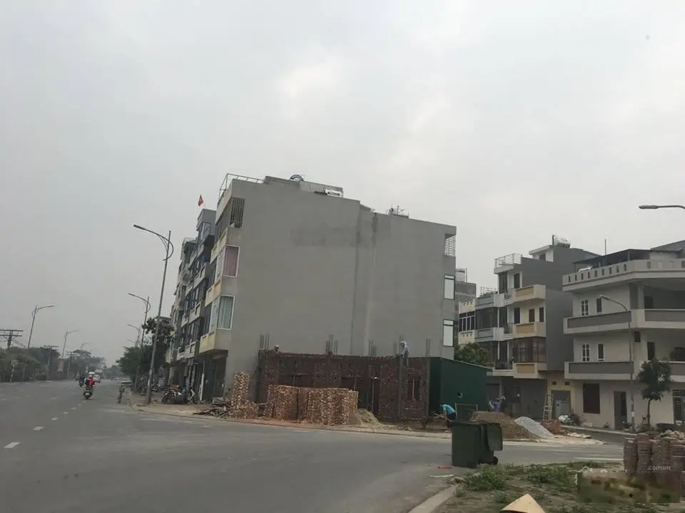 Bán đất tái định cư Thạch Bàn 58m2 x 4,5m mặt tiền,đường 10m ô tô tránh nhau,vỉa hè 3m