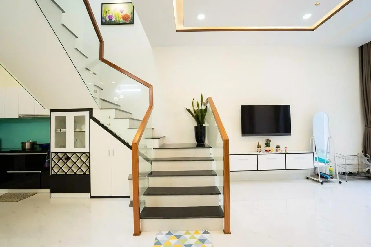 Bán nhà 2 tầng MT PHAN THÚC DUYỆN gần Nguyễn Văn Thoại ngang 6m5 đang cho thuê 18tr