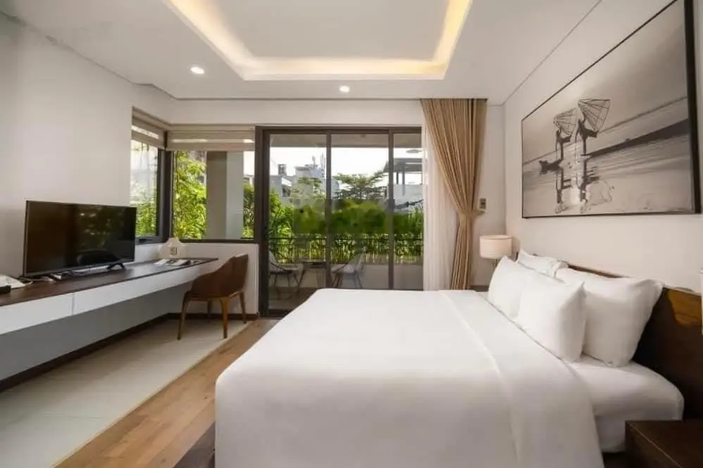 Cơ Hội Đầu Tư Sinh Lời Cao: Bán Toà Căn Hộ VIP Mặt Biển, Đường Trường Sa, Đà Nẵng