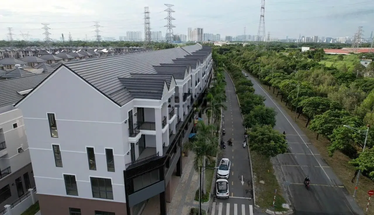 Bán shophouse tại Zeitgeist City, 26 tỷ, 126m2, 5 tầng, 8PN, 7WC, Hot!