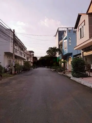 Cần tiền làm ăn, Bán gấp Nhà 3 Tầng Đang xây ở thiết kế tân cổ điển