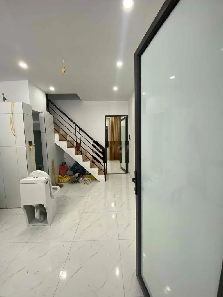 Cần bán căn TT Trương Định nhà C, Tương Mai: 22/60m2, 2tầng, 2 ngủ