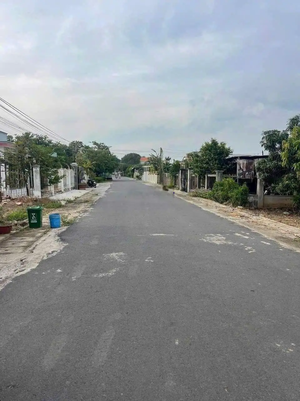 Bán đất xã Xuyên Mộc DT: 484m2 có 50m2 ngang 8mx60m có nhà cấp 4 gần chợ và UBND Xã Xuyên Mộc