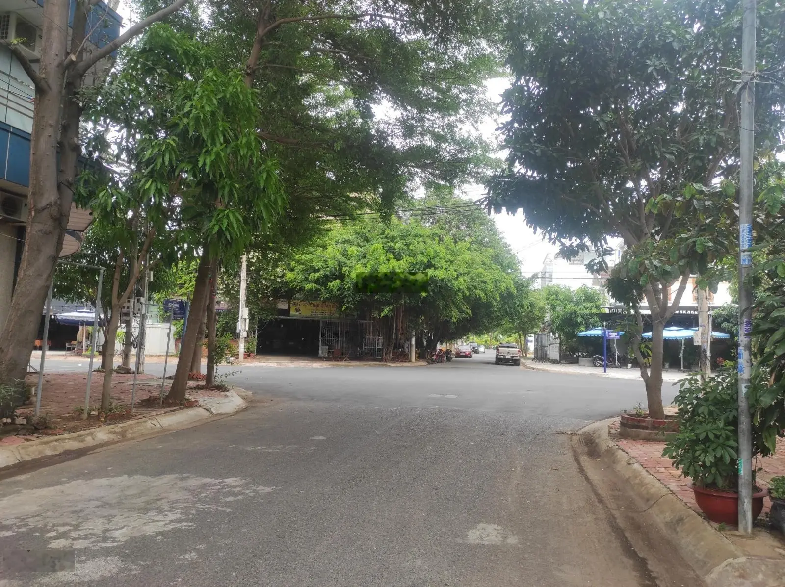Bán 2 lô đất vị trí căn góc đối diện công viên trung tâm Chí Linh 1 P10 thành phố Vũng Tàu