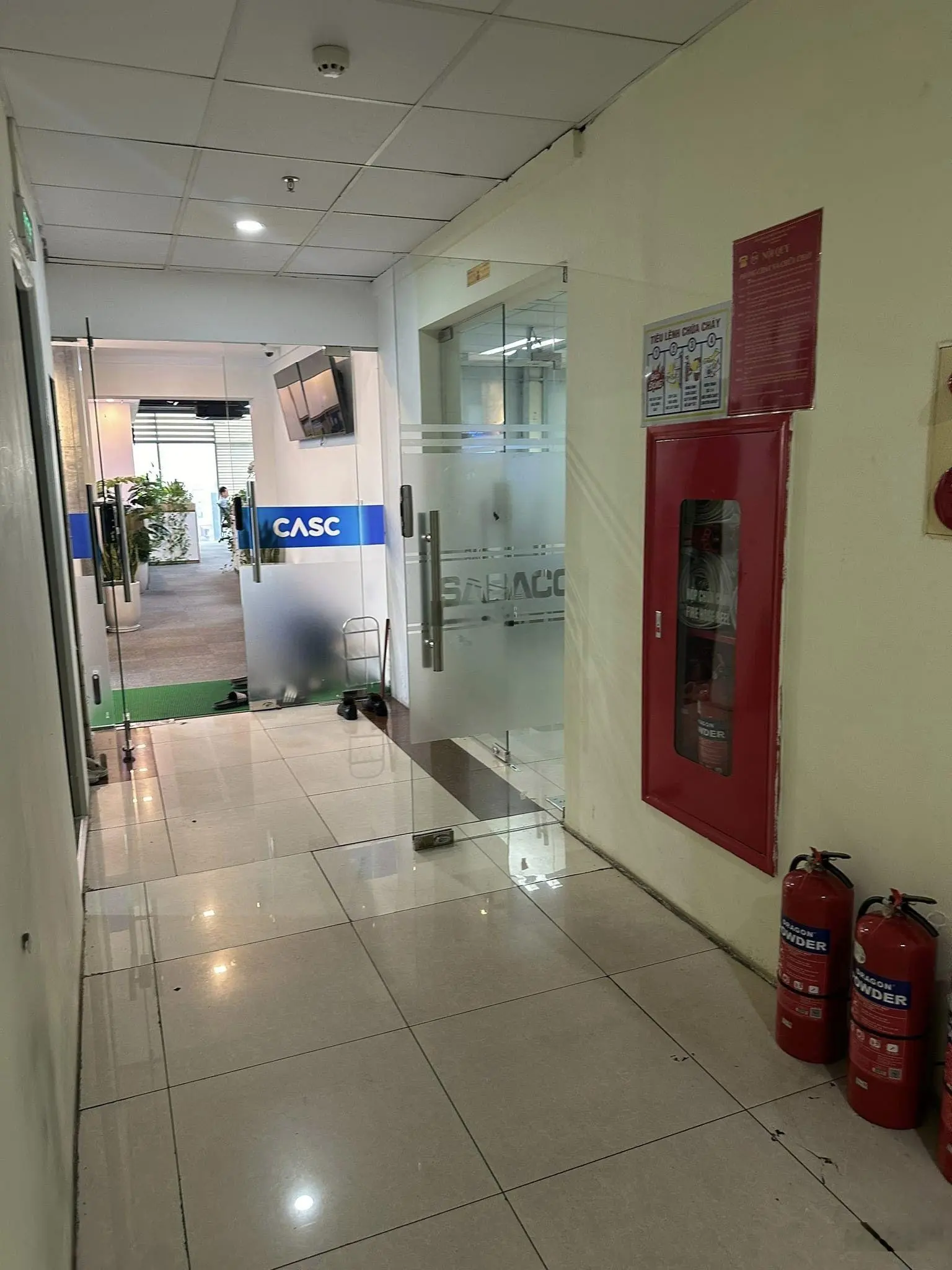 Bán nhà mặt phố Đại Cồ Việt, Hai Bà Trưng, diện tích 525m2, giá chưa đến 500 tỷ, liên hệ 0985 590 ***