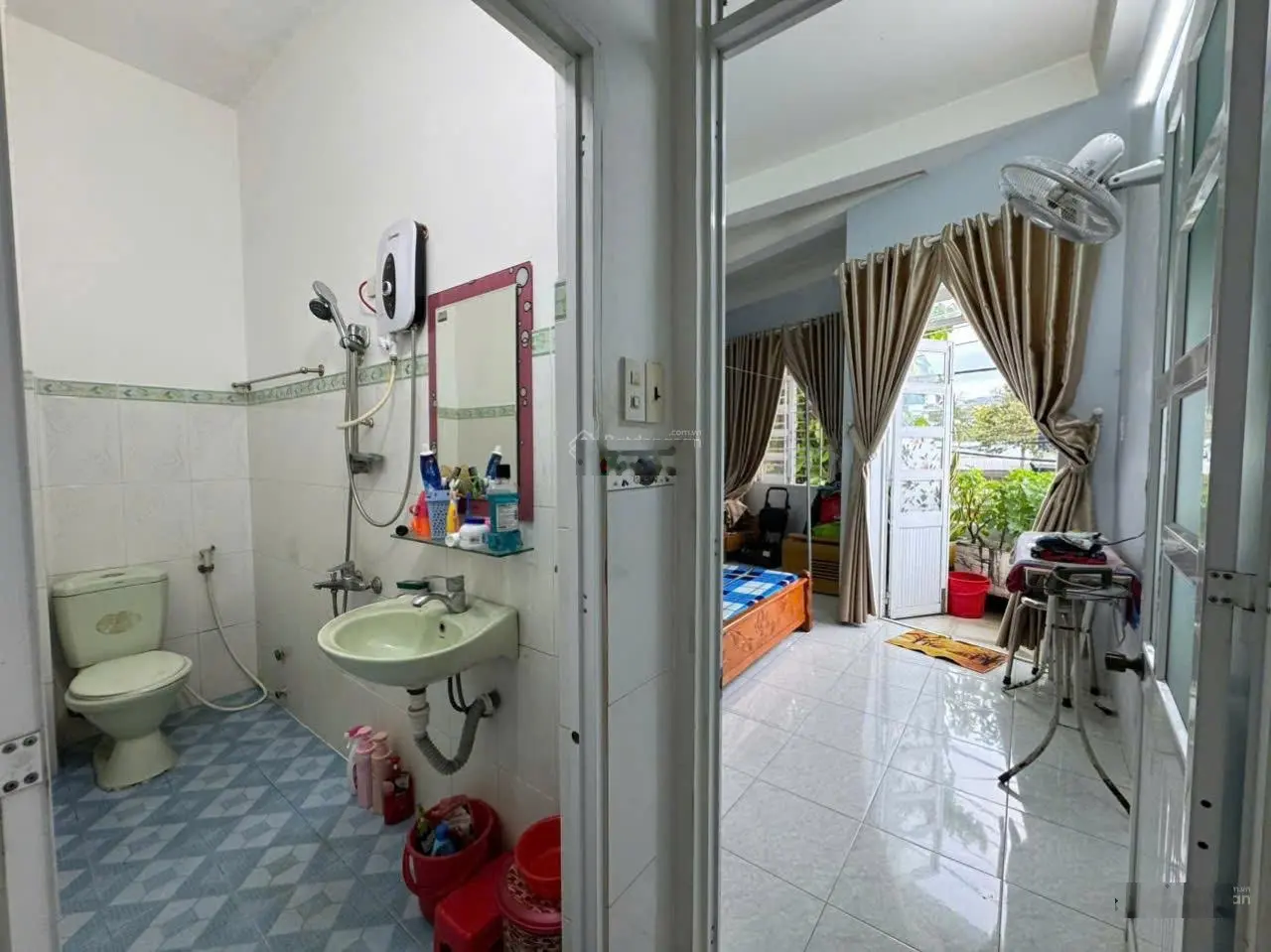 nhà mặt tiền đường Nguyễn Tất Thành- Phước LOng, nhà 4 tầng giá chỉ 3,7 tỷ
