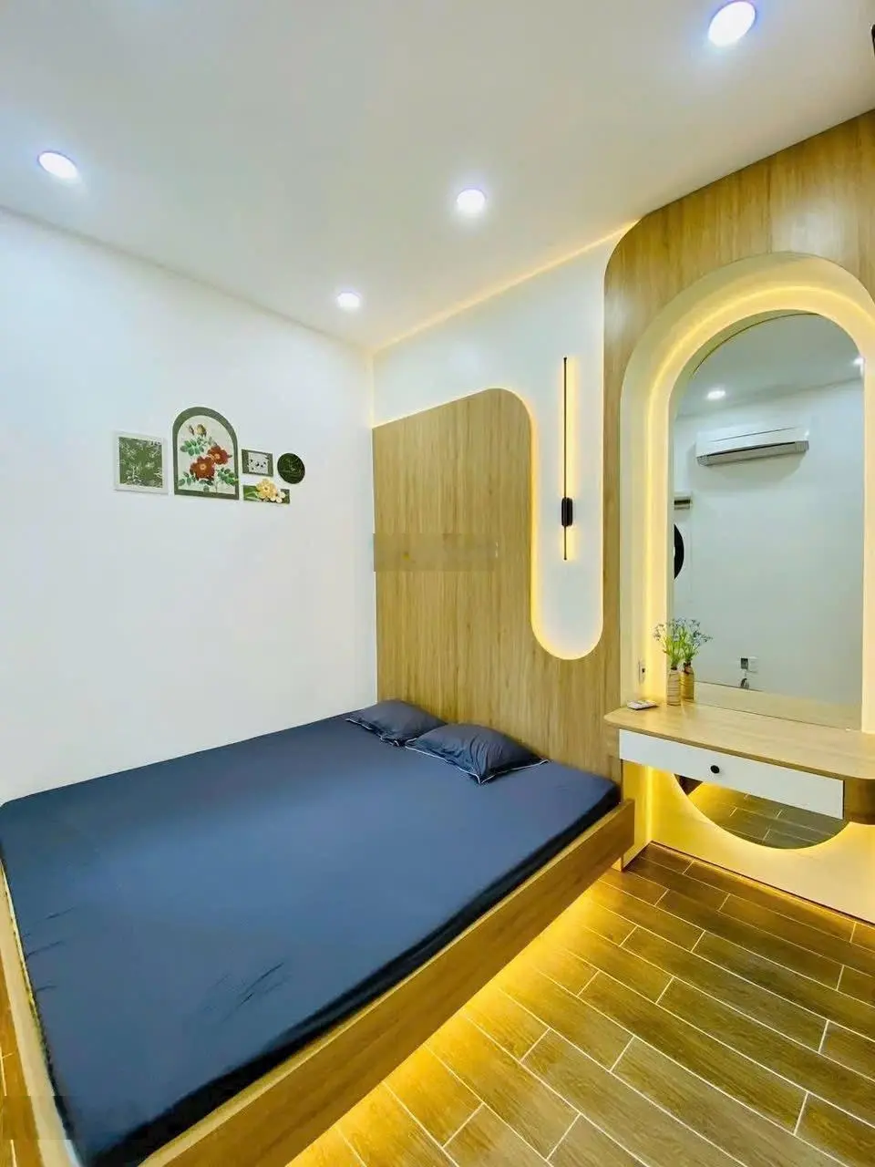 Cực phẩm siêu xinh 54m2, 3PN, 3WC đường Lê Thị Bạch Cát, phường 11, Quận 11 giá tốt 2,39 tỷ, SHR