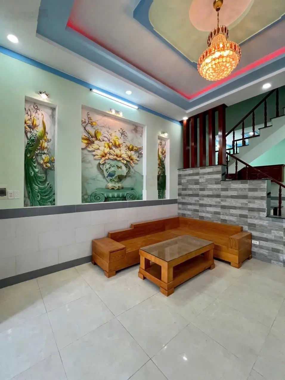 Bán nhà sau Công Viên Quận 9 DT75m2 sổ sẵn đang cho thuê 7tr5/tháng dân cư hiện hữu mặt đường nhựa