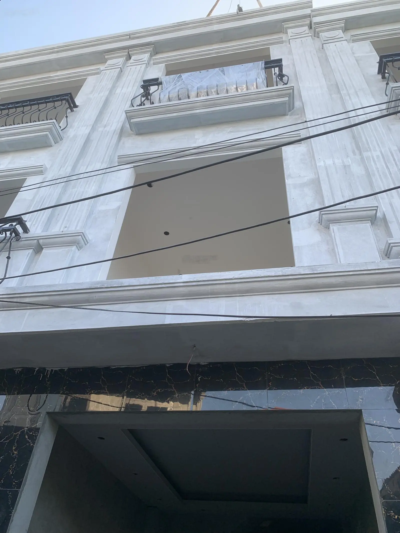 Bán nhà xây mới tại Vân Côn, Hoài Đức, Hà Nội. 40m2x3 tầng 10m ra đường ô tô tránh.