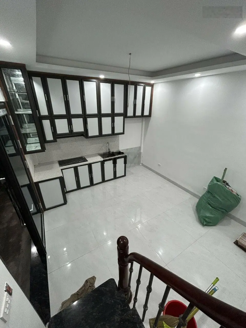 Bán nhà 5 tầng Bùi Ngọc Dương, Thanh Nhàn, gần ô tô, nhà mới ở ngay