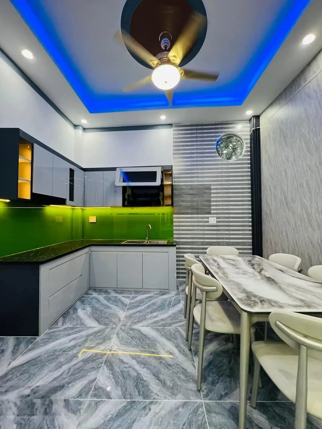 Bán nhà mới xây 2 lầu 1trệt Bình Chuẩn Thuận An Bình Dương giá chỉ 2ty900tr
