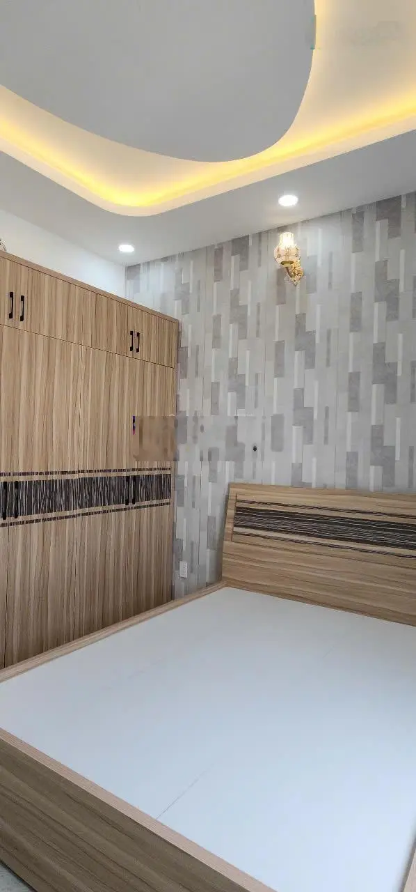 Bán nhà 5 tầng đẹp 2 sẹc tân hòa đông, đường thông, giá tốt!
