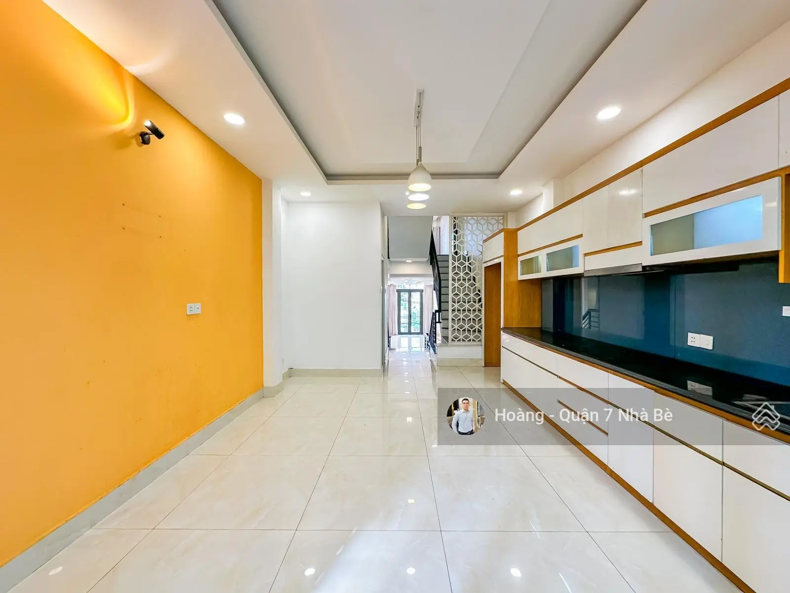 Vị Trí Đẹp Khu Cư Xá Tiện Mở Cty Văn Phòng-DT 4mX19m-Xây 1Trệt 2Lầu Sân Thượng 4PN-Kiên Cố