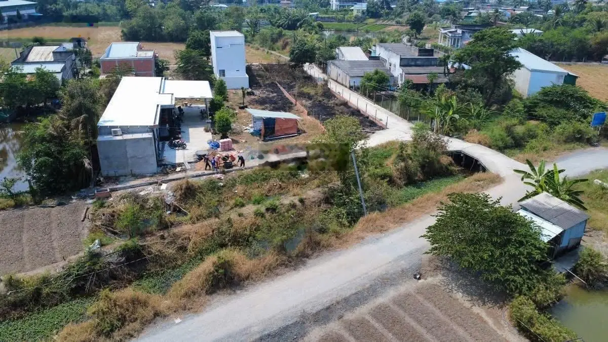 Bán nhà 1 trệt 1 lửng, phù hợp cho gia đình có từ 2 đến 4 thành viên