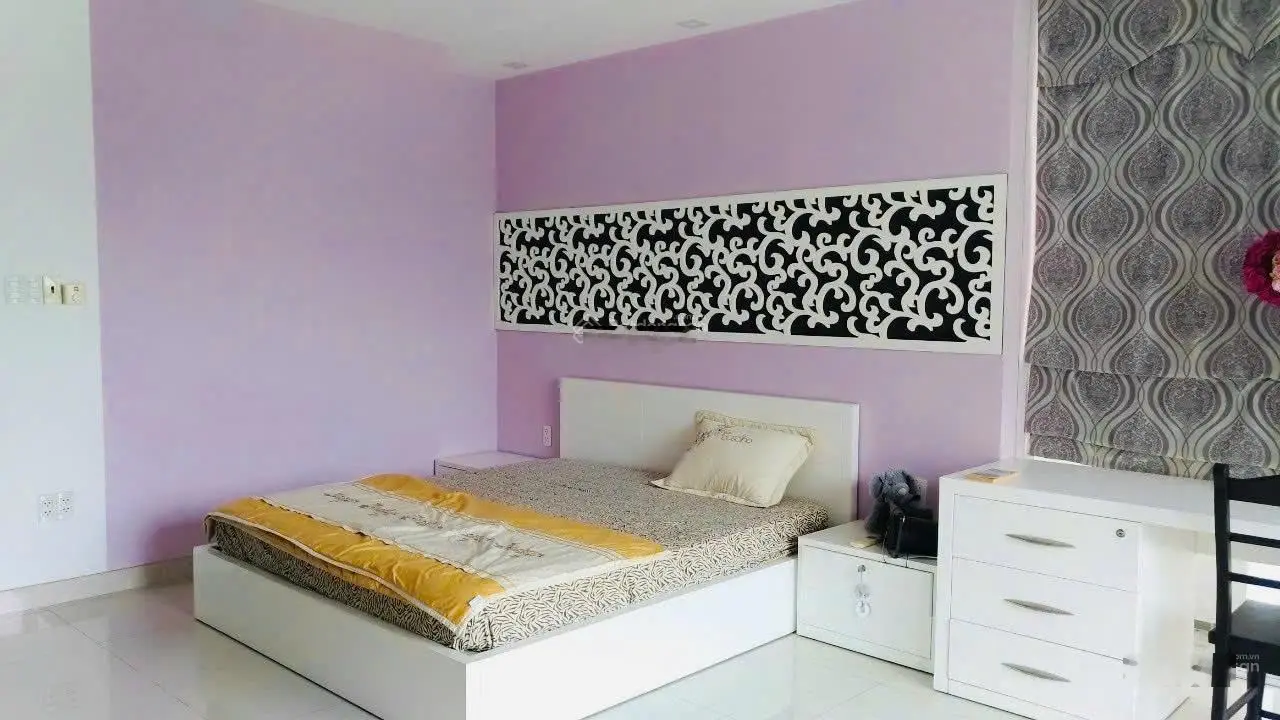 Biệt thự - DTCN 203m2 - MT đường cạnh Nguyễn Duy Trinh Q2 - giá 14,8 tỷ TL