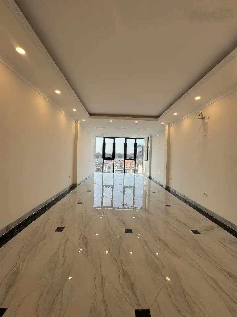 Bán NR 6PN, 5WC tại Đàm Quang Trung, Long Biên, Hà Nội, giá siêu hời chỉ với 16,5 tỷ