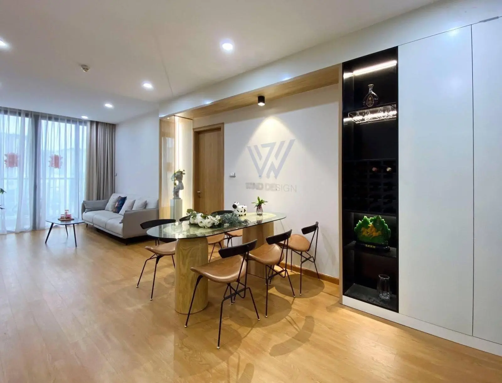 Gia đình tôi cần bán căn 3PN Chelsea Residences nằm trên đường Trần Kim Xuyến đầy đủ nội thất