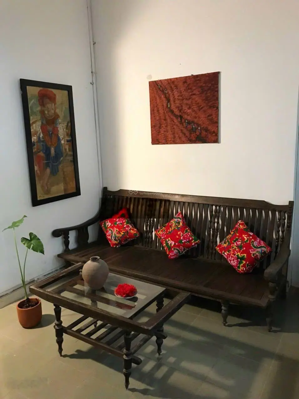 Bán căn nhà 60m2 ở Hồ Tây giá 2,5 tỷ nhà sát Hồ Tây