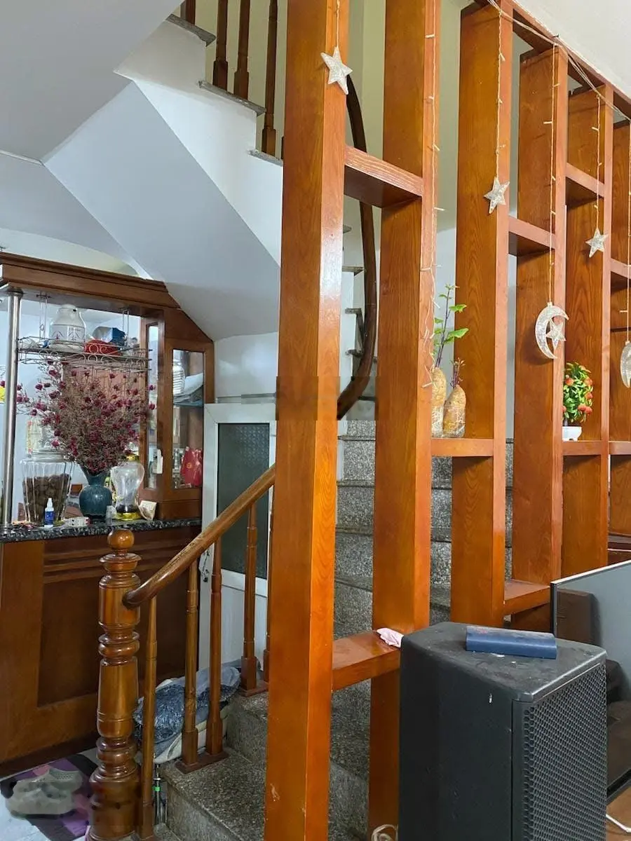 Bán Nhà Phùng Khoang.45M2.Xây 4 Tầng.4 Phòng Ngủ.Cạnh Ngã Ba Vũ Hữu.Lương Thế Vinh.Giá 7Tỷ490