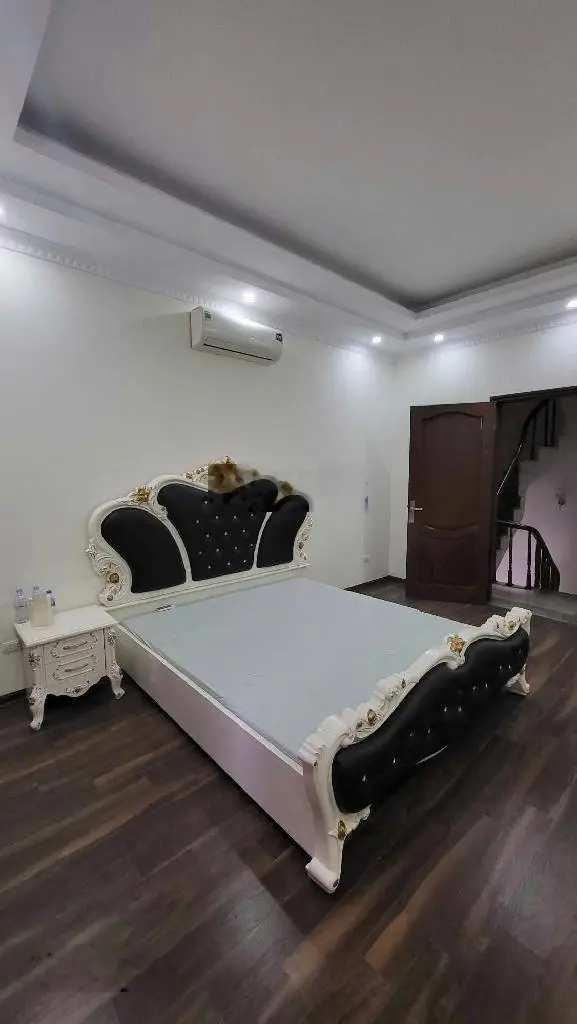 Chính chủ cần bán nhà 35mx 5 tầng. tặng fun nội thất