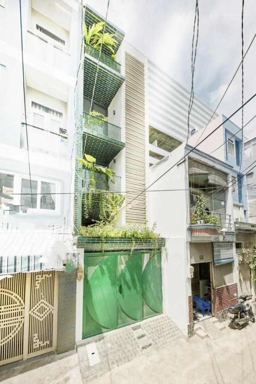 Bán CHDV 5 tầng ngay mặt tiền Huỳnh Tấn Phát Tân Thuận Tây Quận 7. thu nhập trên 40 triệu/tháng