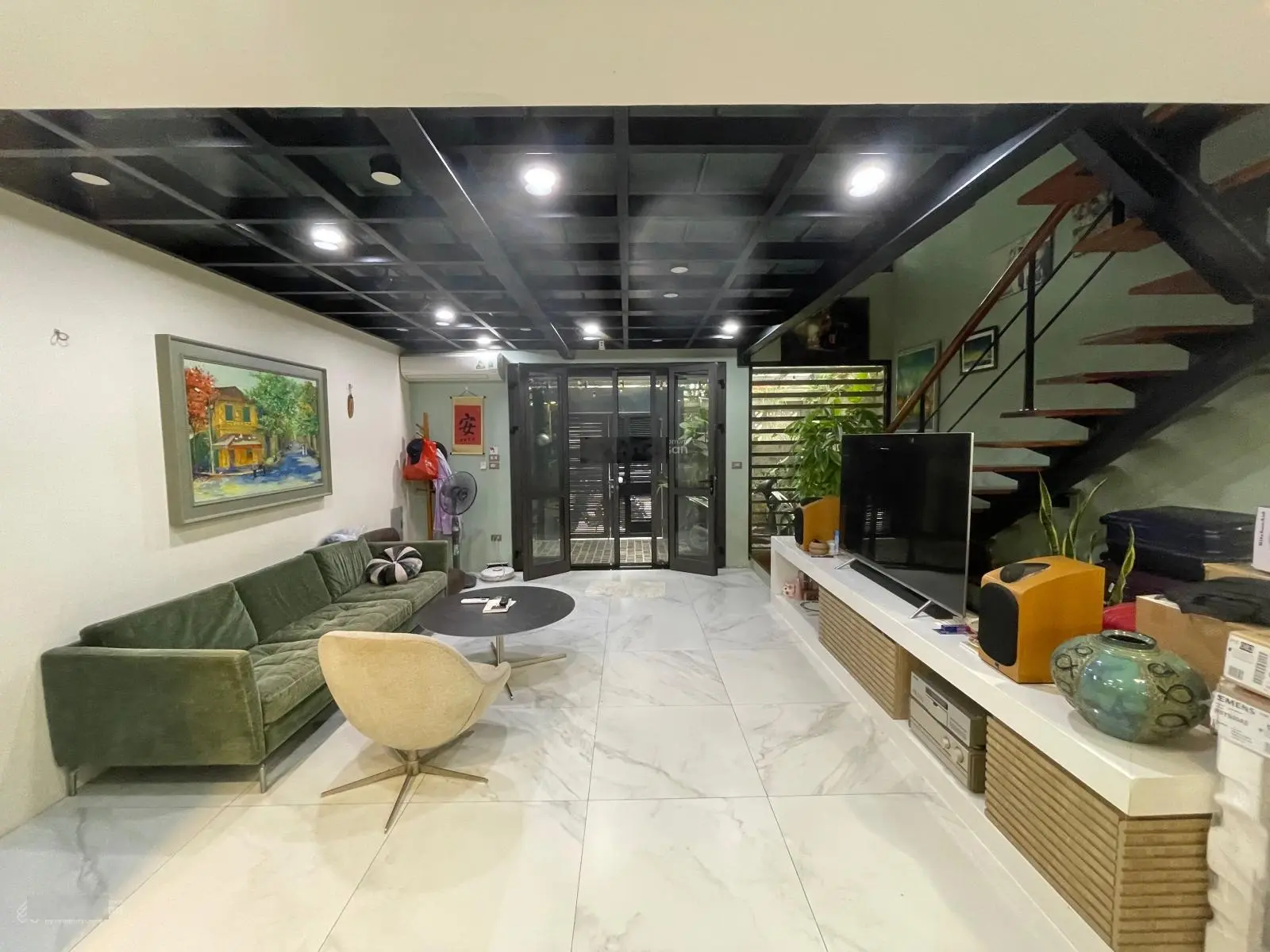 Căn nhà đẹp 3 ngủ ngõ xe hơi tránh nhau ở khu Âu Cơ, Tây Hồ bán giá rẻ