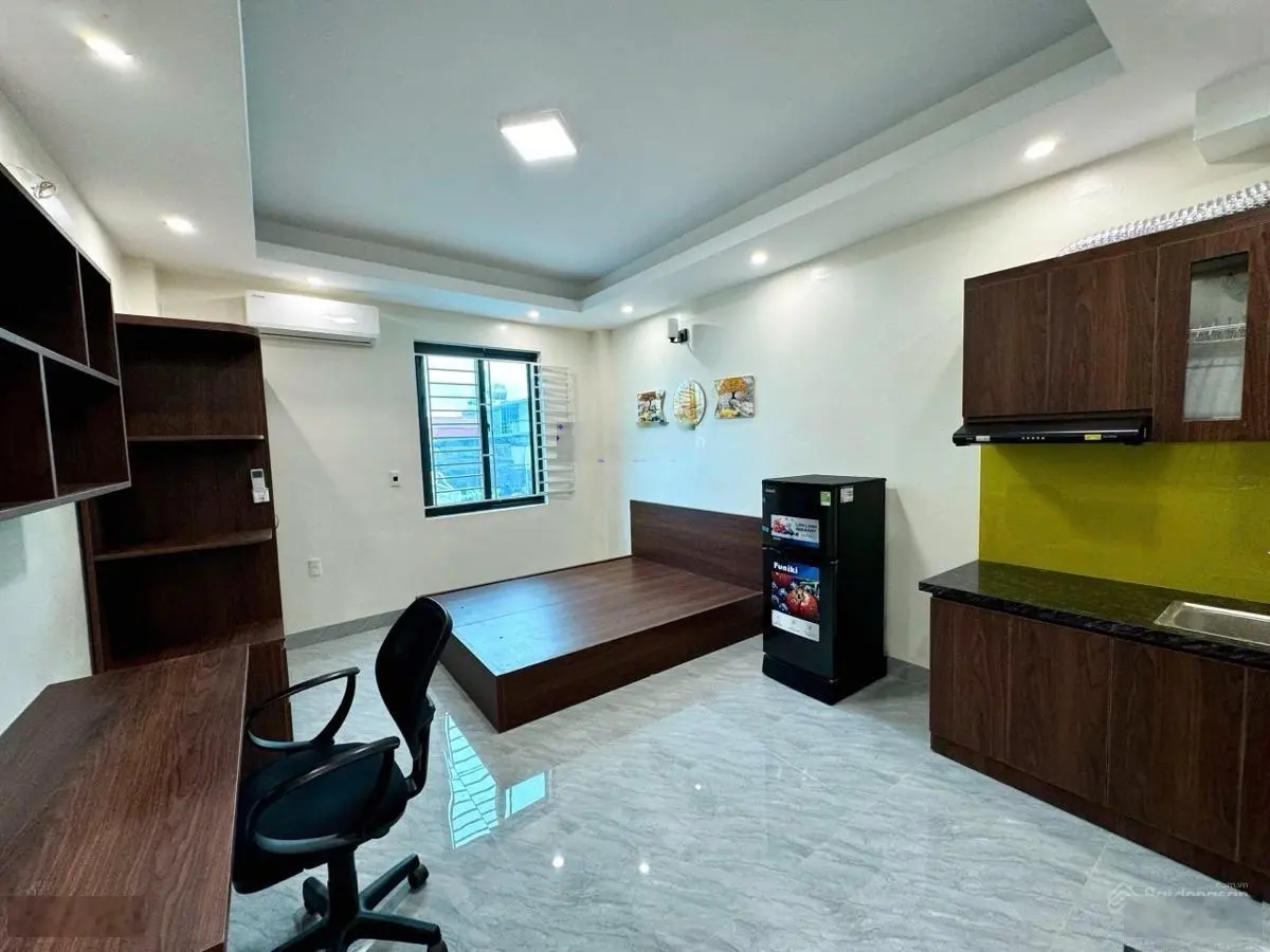 Bán gấp gà đẻ trứng vàng Phú Diễn 50m2 x 7 tầng 10 phòng khép kín full nội thất thang máy víp